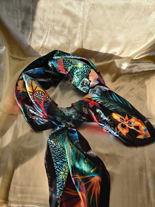 Maeva | Foulard femme tendance de qualité supérieure | Dessin zèbre safari arc-en-ciel | 100% Effet Soie | Roxy Paris | roxy-paris.com